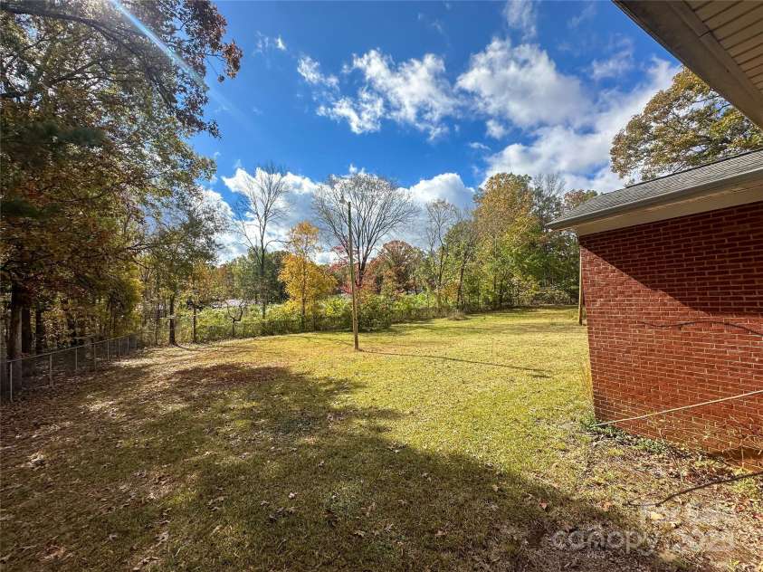 1910 Midwood Drive, Albemarle, NC 28001.  MLS# CAR4317761, YatesRealty ID 14244. 