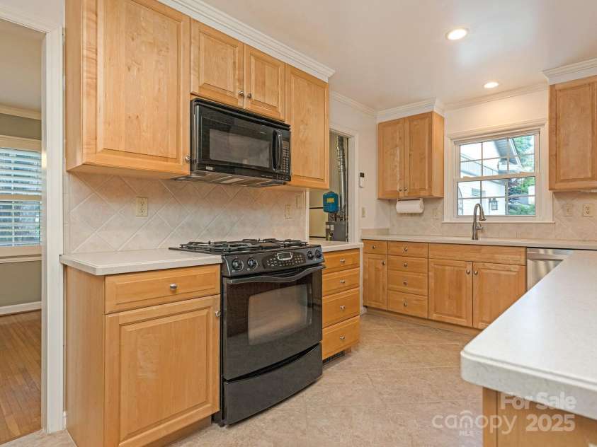 3615 Champaign Street, Charlotte, NC 28210.  MLS# CAR4251822, YatesRealty ID 14244. 
