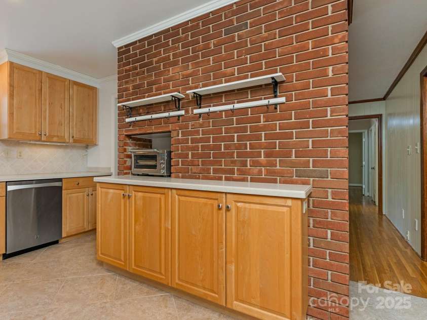 3615 Champaign Street, Charlotte, NC 28210.  MLS# CAR4251822, YatesRealty ID 14244. 