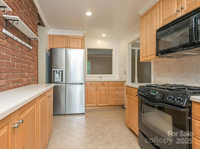 3615 Champaign Street, Charlotte, NC 28210.  MLS# CAR4251822, YatesRealty ID 14244. 