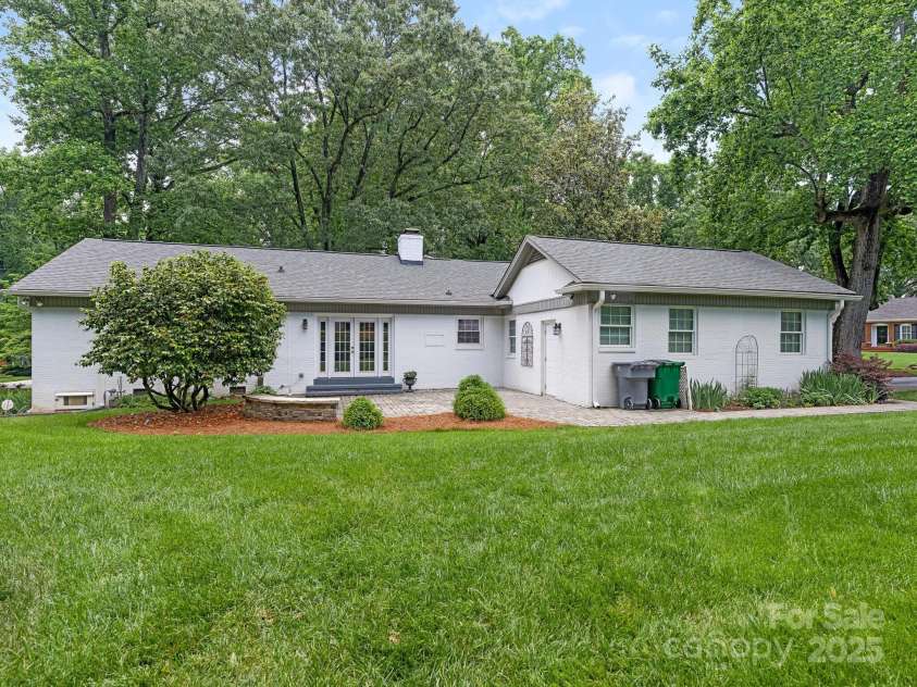 3615 Champaign Street, Charlotte, NC 28210.  MLS# CAR4251822, YatesRealty ID 14244. 