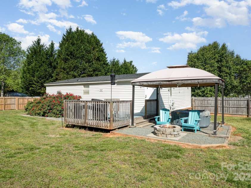 140 Misty Lane, Rockwell, NC 28138.  MLS# CAR4277931, YatesRealty ID 14245. 