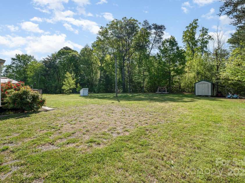 140 Misty Lane, Rockwell, NC 28138.  MLS# CAR4277931, YatesRealty ID 14245. 