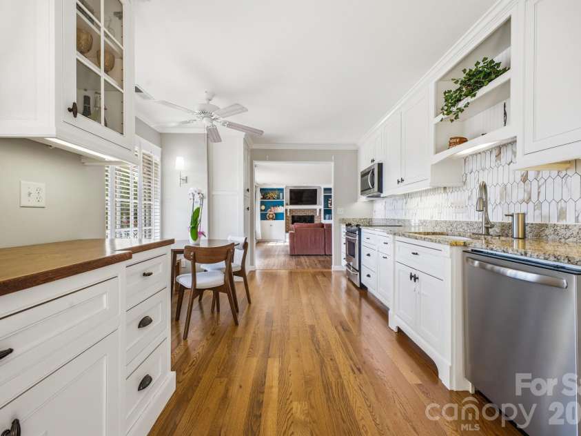 65 Westend Circle, Waynesville, NC 28785.  MLS# CAR4360838, YatesRealty ID 14245. 