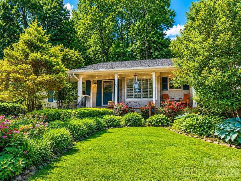 65 Westend Circle, Waynesville, NC 28785.  MLS# CAR4360838, YatesRealty ID 14245. 