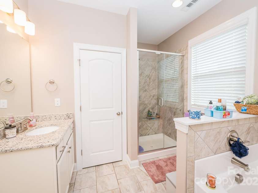 9026 Raven Top Drive, Mint Hill, NC 28227.  MLS# CAR4256284, YatesRealty ID 14246. 