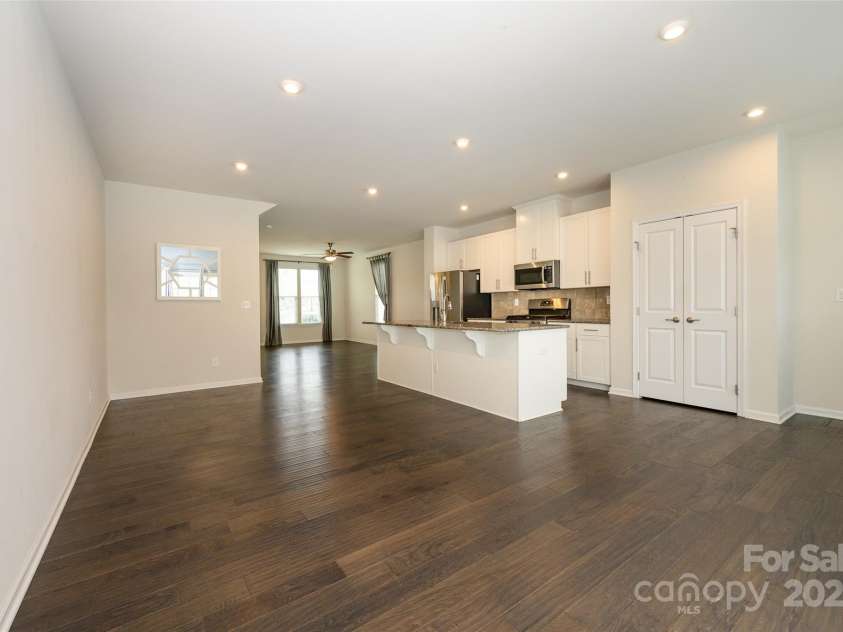 2692 Norman Isle Drive, Denver, NC 28037.  MLS# CAR4221738, YatesRealty ID 14248. Dining/ Flex