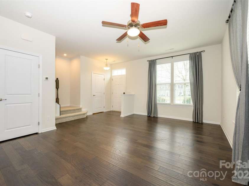 2692 Norman Isle Drive, Denver, NC 28037.  MLS# CAR4221738, YatesRealty ID 14248. Living Room