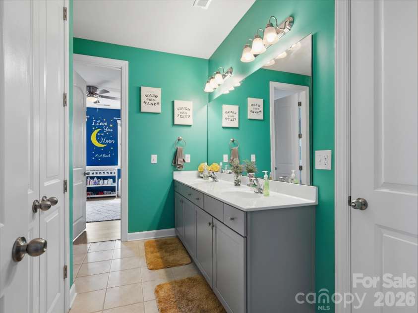 560 Sandbar Point, Clover, SC 29710.  MLS# CAR4356462, YatesRealty ID 14249. 