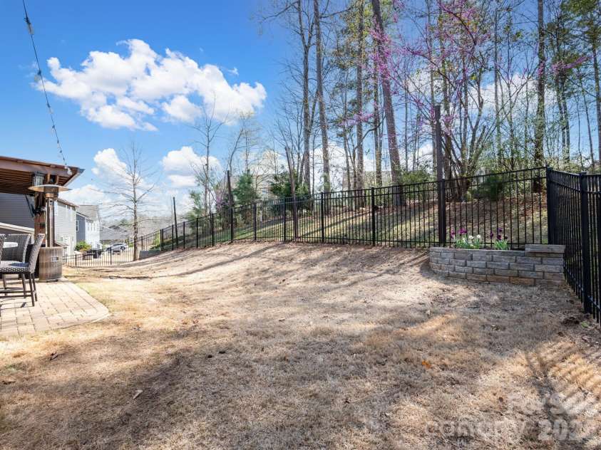 560 Sandbar Point, Clover, SC 29710.  MLS# CAR4356462, YatesRealty ID 14249. 