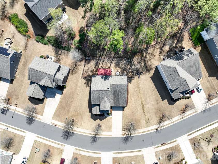 560 Sandbar Point, Clover, SC 29710.  MLS# CAR4356462, YatesRealty ID 14249. 