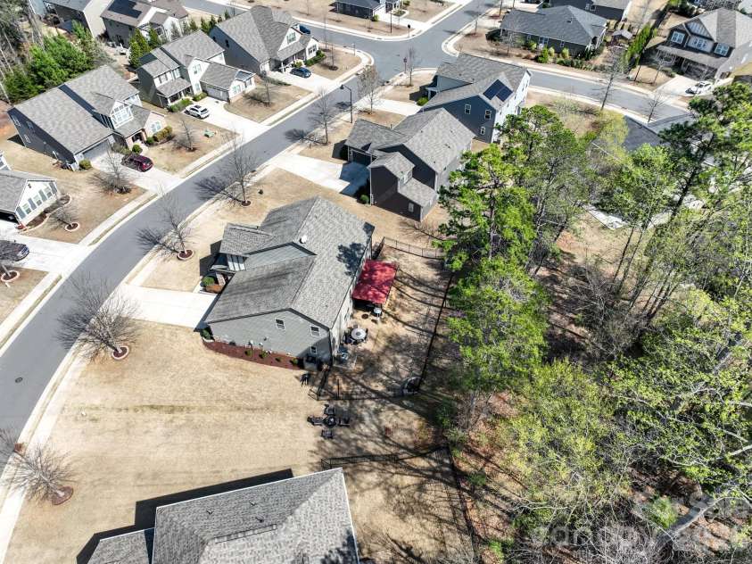 560 Sandbar Point, Clover, SC 29710.  MLS# CAR4356462, YatesRealty ID 14249. 