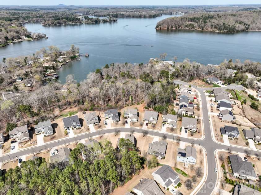 560 Sandbar Point, Clover, SC 29710.  MLS# CAR4356462, YatesRealty ID 14249. 