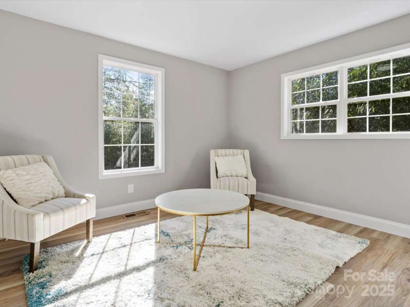 105 York Street, Lancaster, SC 29720.  MLS# CAR4289340, YatesRealty ID 1425. 