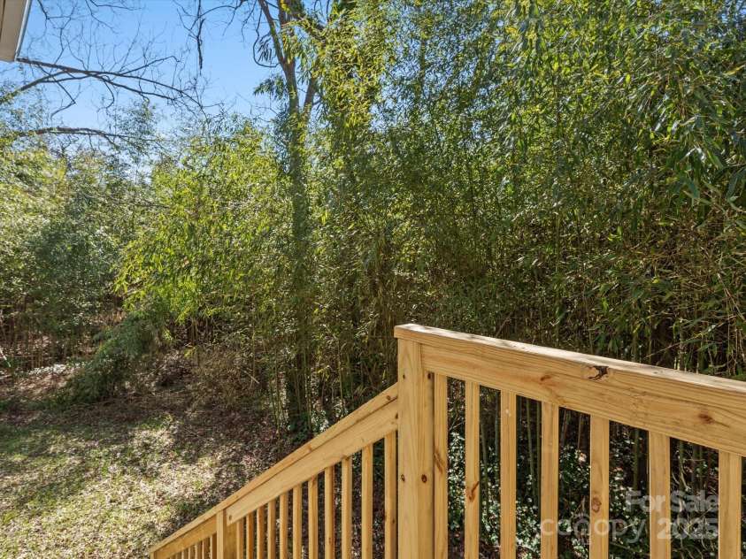 105 York Street, Lancaster, SC 29720.  MLS# CAR4289340, YatesRealty ID 1425. 