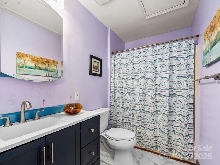 70 Fox Run, Hot Springs, NC 28743.  MLS# CAR4244597, YatesRealty ID 1425. 