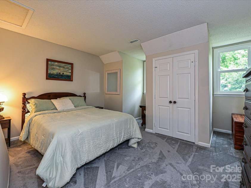 2437 Woodleigh Drive, Gastonia, NC 28056.  MLS# CAR4255182, YatesRealty ID 14250. Bedroom 3