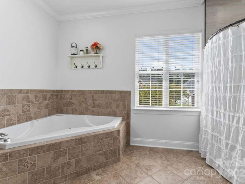 1016 Spanish Moss Road, Indian Trail, NC 28079.  MLS# CAR4259150, YatesRealty ID 14251. 