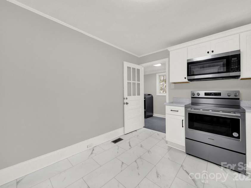 409 Jones Avenue, Rock Hill, SC 29730.  MLS# CAR4211707, YatesRealty ID 14252. 