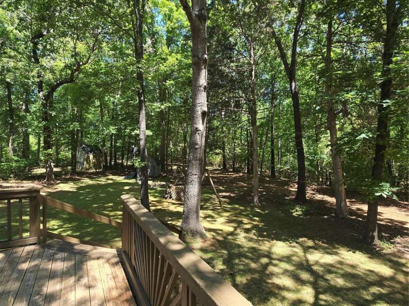 10624 Wood Meadow Drive, Charlotte, NC 28227.  MLS# CAR4253299, YatesRealty ID 14253. 