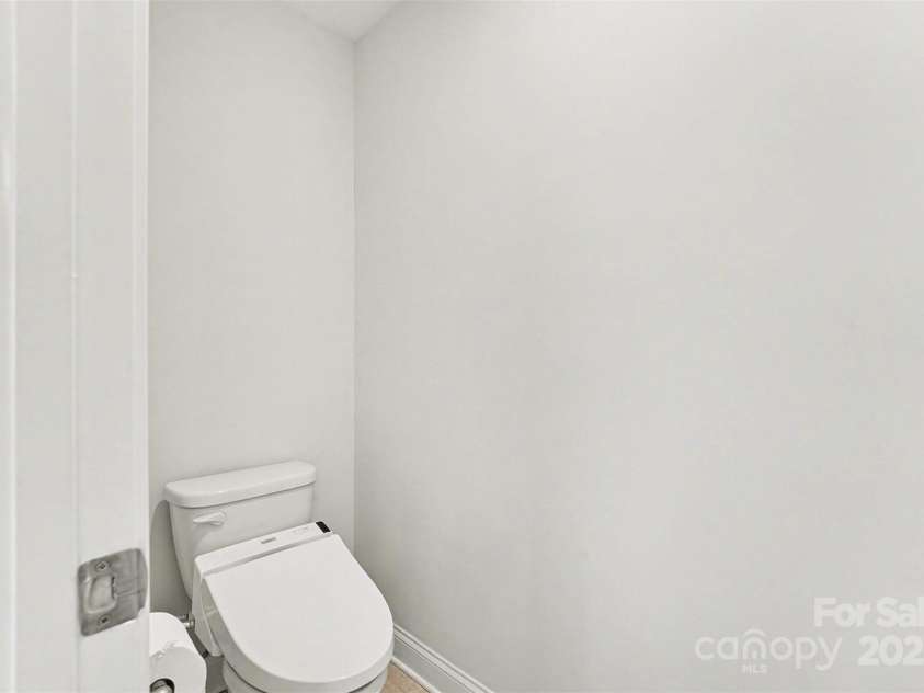 4209 Brazos Street, Charlotte, NC 28214.  MLS# CAR4333296, YatesRealty ID 14253. 