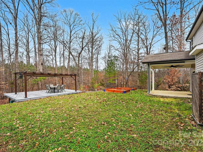 4209 Brazos Street, Charlotte, NC 28214.  MLS# CAR4333296, YatesRealty ID 14253. 