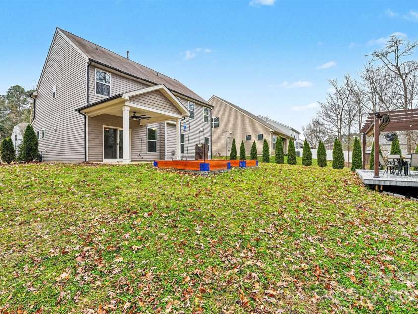 4209 Brazos Street, Charlotte, NC 28214.  MLS# CAR4333296, YatesRealty ID 14253. 