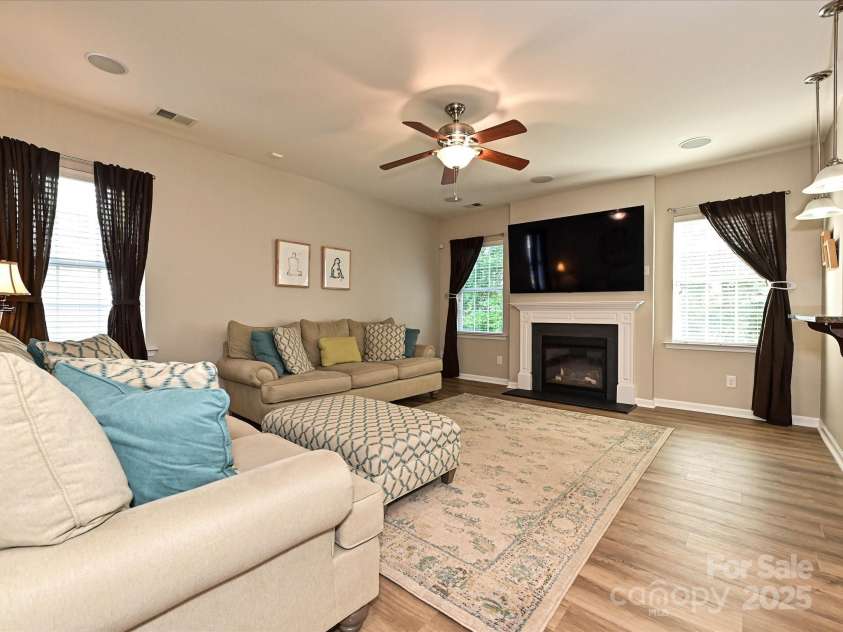 1033 Lilly Pond Drive, Fort Mill, SC 29715.  MLS# CAR4248109, YatesRealty ID 14254. 