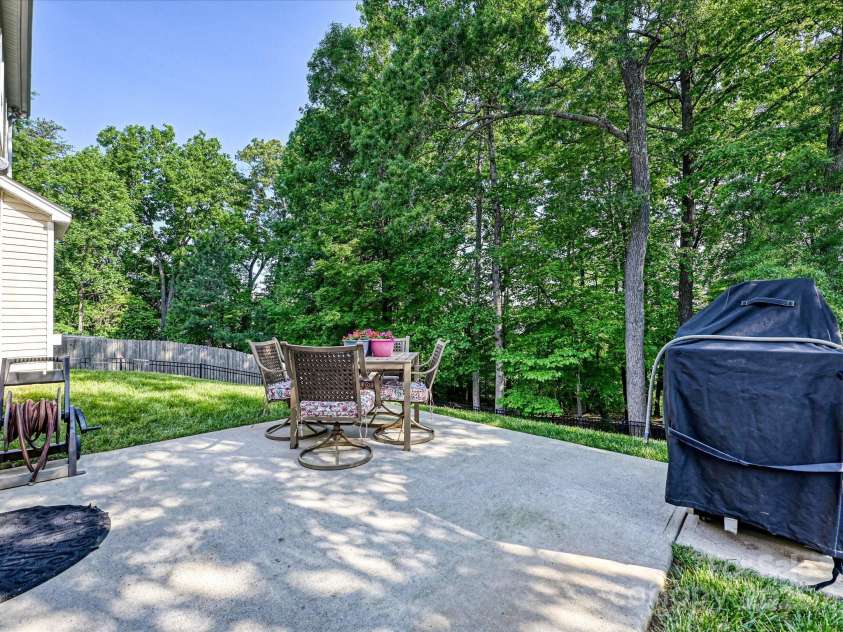 1033 Lilly Pond Drive, Fort Mill, SC 29715.  MLS# CAR4248109, YatesRealty ID 14254. 
