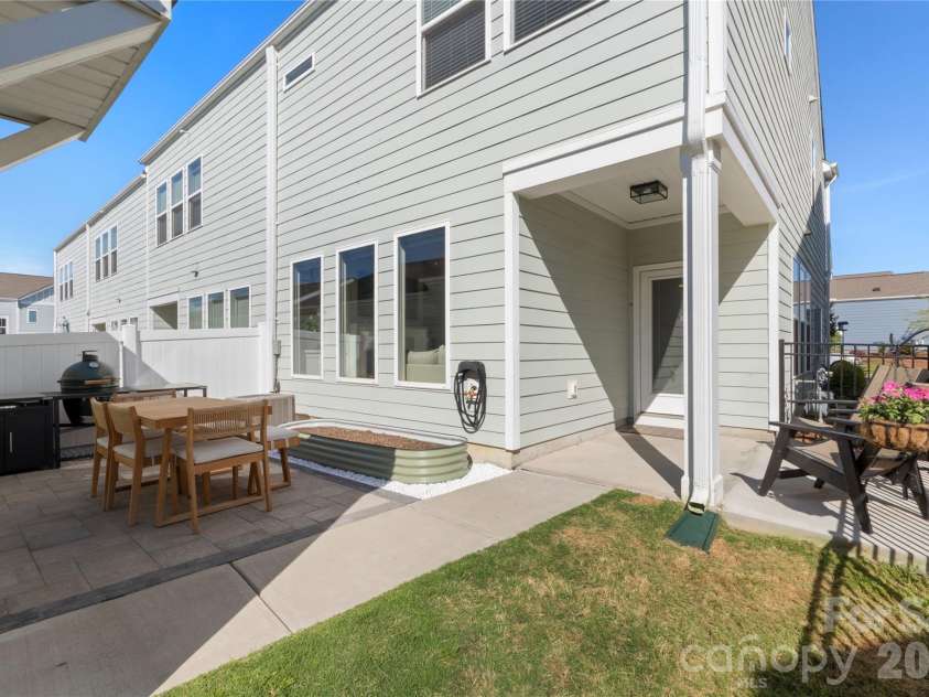 545 Morrows Turnout Way, Pineville, NC 28134.  MLS# CAR4365999, YatesRealty ID 14254. 