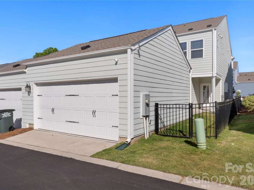 545 Morrows Turnout Way, Pineville, NC 28134.  MLS# CAR4365999, YatesRealty ID 14254. 
