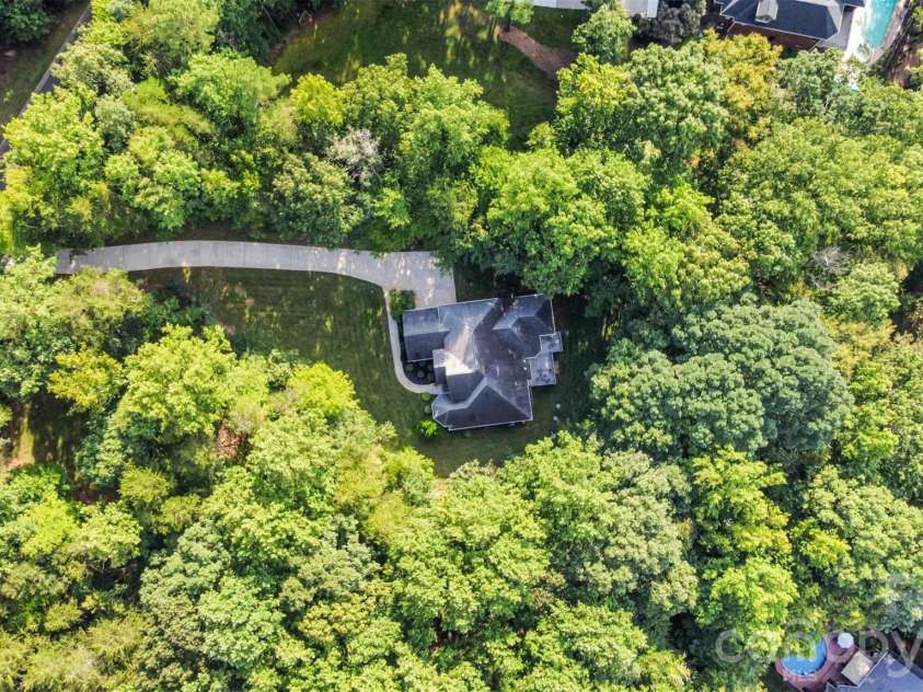 112 Eagle Chase Lane, Troutman, NC 28166.  MLS# CAR4296376, YatesRealty ID 14257. 
