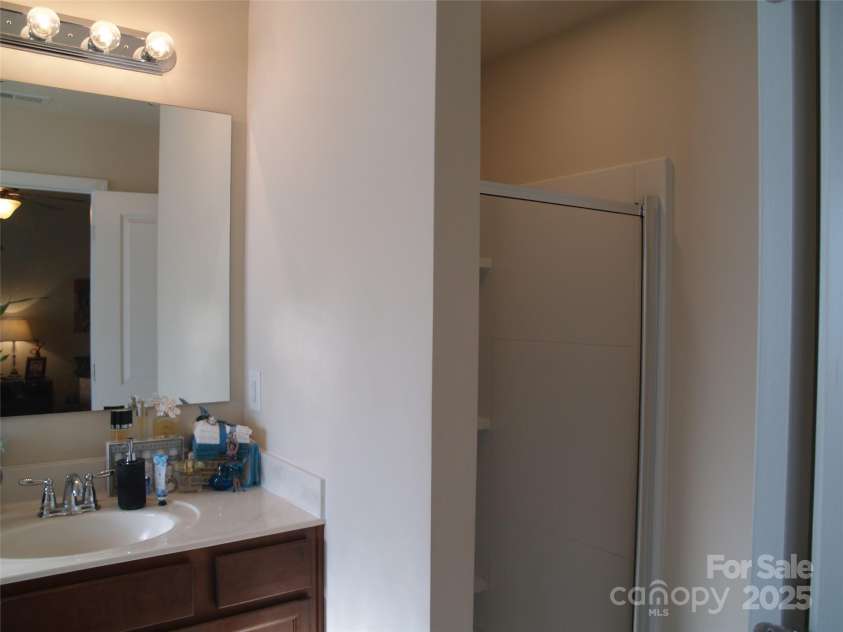 1960 Aston Mill Place, Charlotte, NC 28273.  MLS# CAR4246922, YatesRealty ID 14257. 