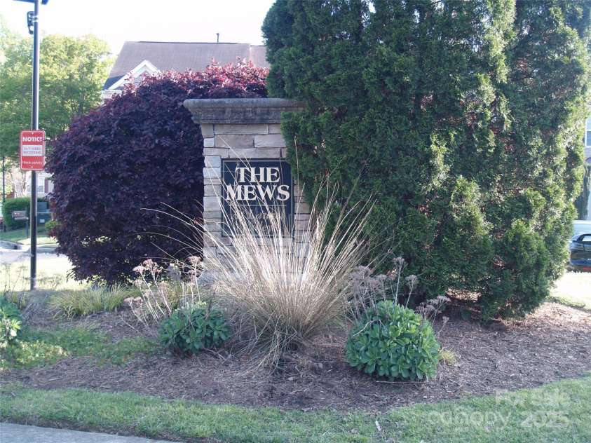 1960 Aston Mill Place, Charlotte, NC 28273.  MLS# CAR4246922, YatesRealty ID 14257. 