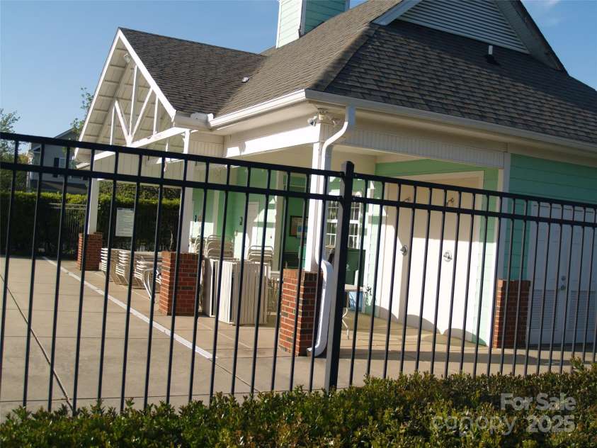 1960 Aston Mill Place, Charlotte, NC 28273.  MLS# CAR4246922, YatesRealty ID 14257. 