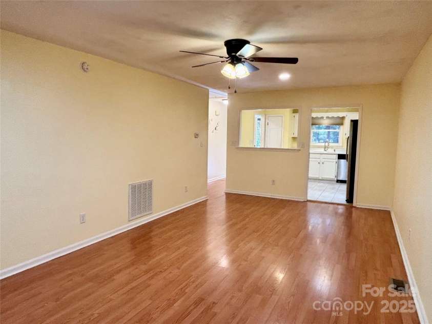 21 Loganwood Lane, Etowah, NC 28729.  MLS# CAR4318944, YatesRealty ID 14258. 