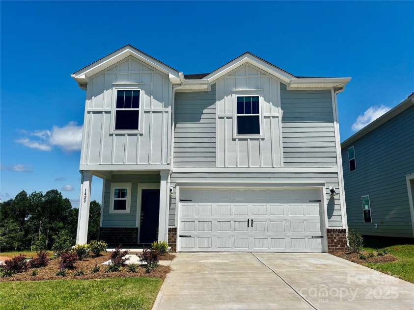 1420 Wildflower Street, Newton, NC 28658.  MLS# CAR4255296, YatesRealty ID 14259. 