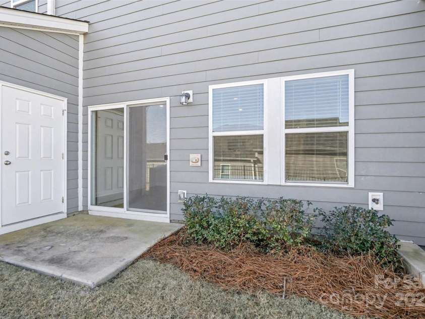 3940 Shider Lane, Kannapolis, NC 28081.  MLS# CAR4331449, YatesRealty ID 1426. 