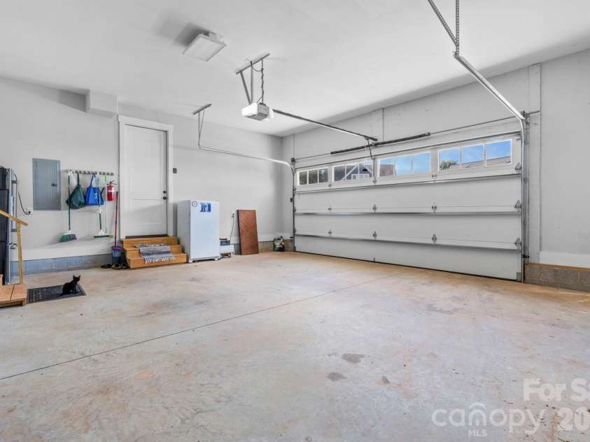 5780 Hwy 10 Highway, Hickory, NC 28602.  MLS# CAR4355019, YatesRealty ID 14260. Attached Oversized 2 car garage