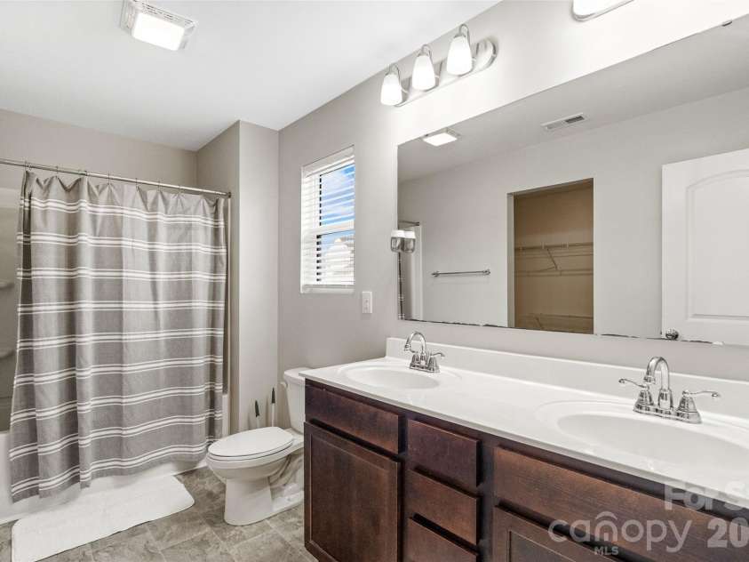 1525 Cazador Lane, York, SC 29745.  MLS# CAR4355850, YatesRealty ID 14261. 