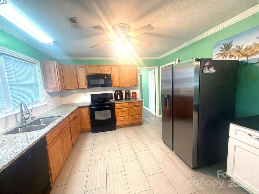 2601 Marldale Street, Gastonia, NC 28052.  MLS# CAR4260043, YatesRealty ID 14261. 