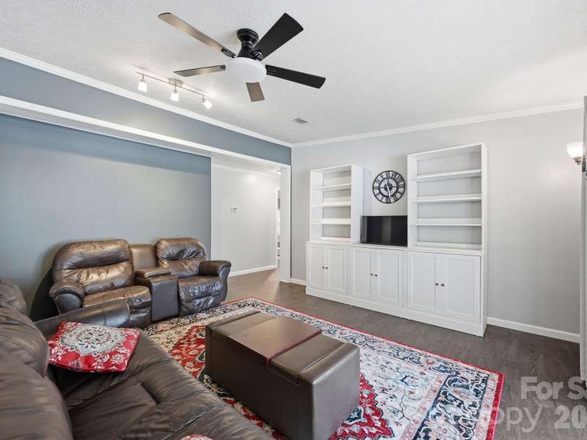 10368 Turnplow Drive, Davidson, NC 28036.  MLS# CAR4364831, YatesRealty ID 14262. 