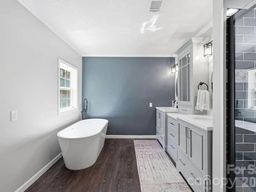 10368 Turnplow Drive, Davidson, NC 28036.  MLS# CAR4364831, YatesRealty ID 14262. 