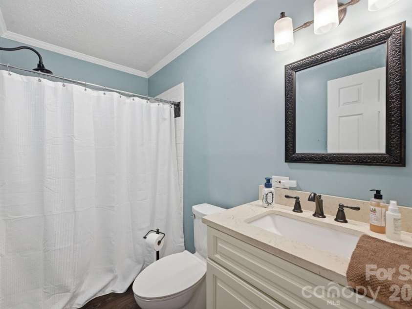 10368 Turnplow Drive, Davidson, NC 28036.  MLS# CAR4364831, YatesRealty ID 14262. 