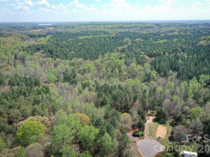 10368 Turnplow Drive, Davidson, NC 28036.  MLS# CAR4364831, YatesRealty ID 14262. 