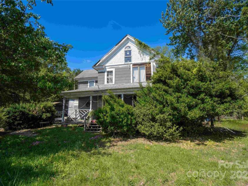 256 Winfall Boulevard, Hertford, NC 27944.  MLS# CAR4248642, YatesRealty ID 14262. 