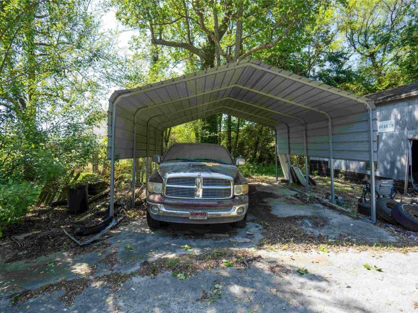 256 Winfall Boulevard, Hertford, NC 27944.  MLS# CAR4248642, YatesRealty ID 14262. 