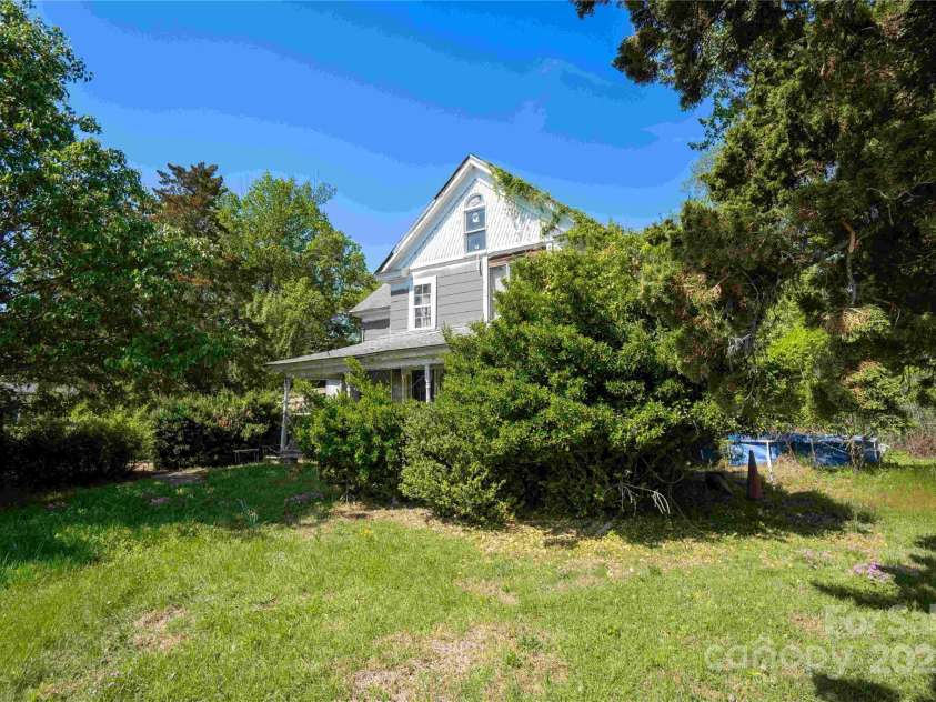 256 Winfall Boulevard, Hertford, NC 27944.  MLS# CAR4248642, YatesRealty ID 14262. 