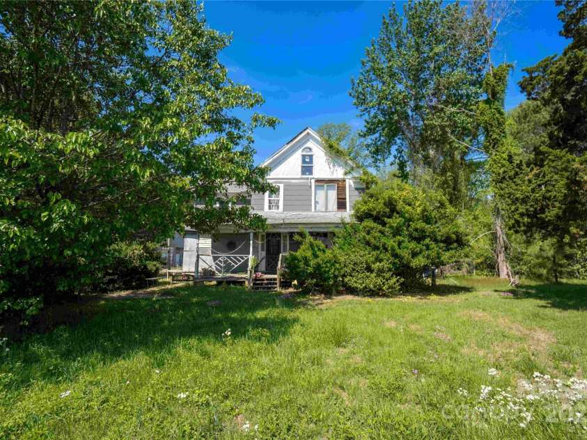 256 Winfall Boulevard, Hertford, NC 27944.  MLS# CAR4248642, YatesRealty ID 14262. 