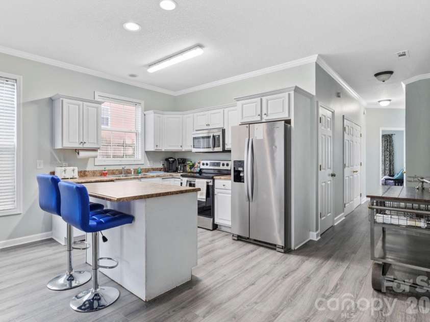 122 Rainbow Drive, Murrells Inlet, SC 29576.  MLS# CAR4372921, YatesRealty ID 14263. 